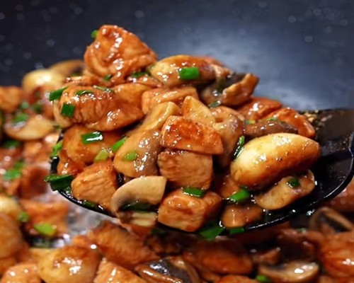 口蘑烧鸡