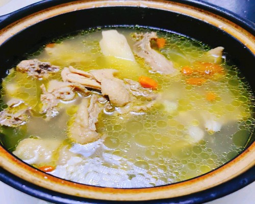 炖鸡汤
